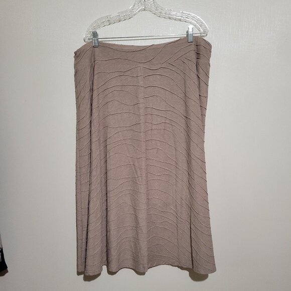 Dress Barn Woman Lined Skirt - Picture 2 of 3